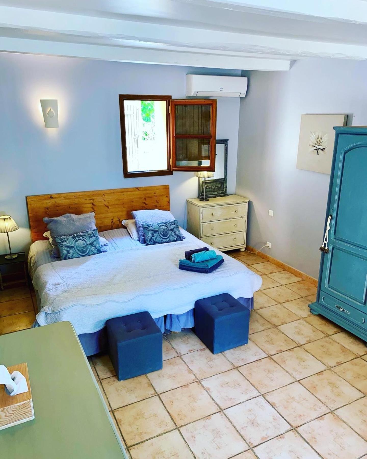 몽투 Mas Les Fleurs D'Hilaire B&B 외부 사진