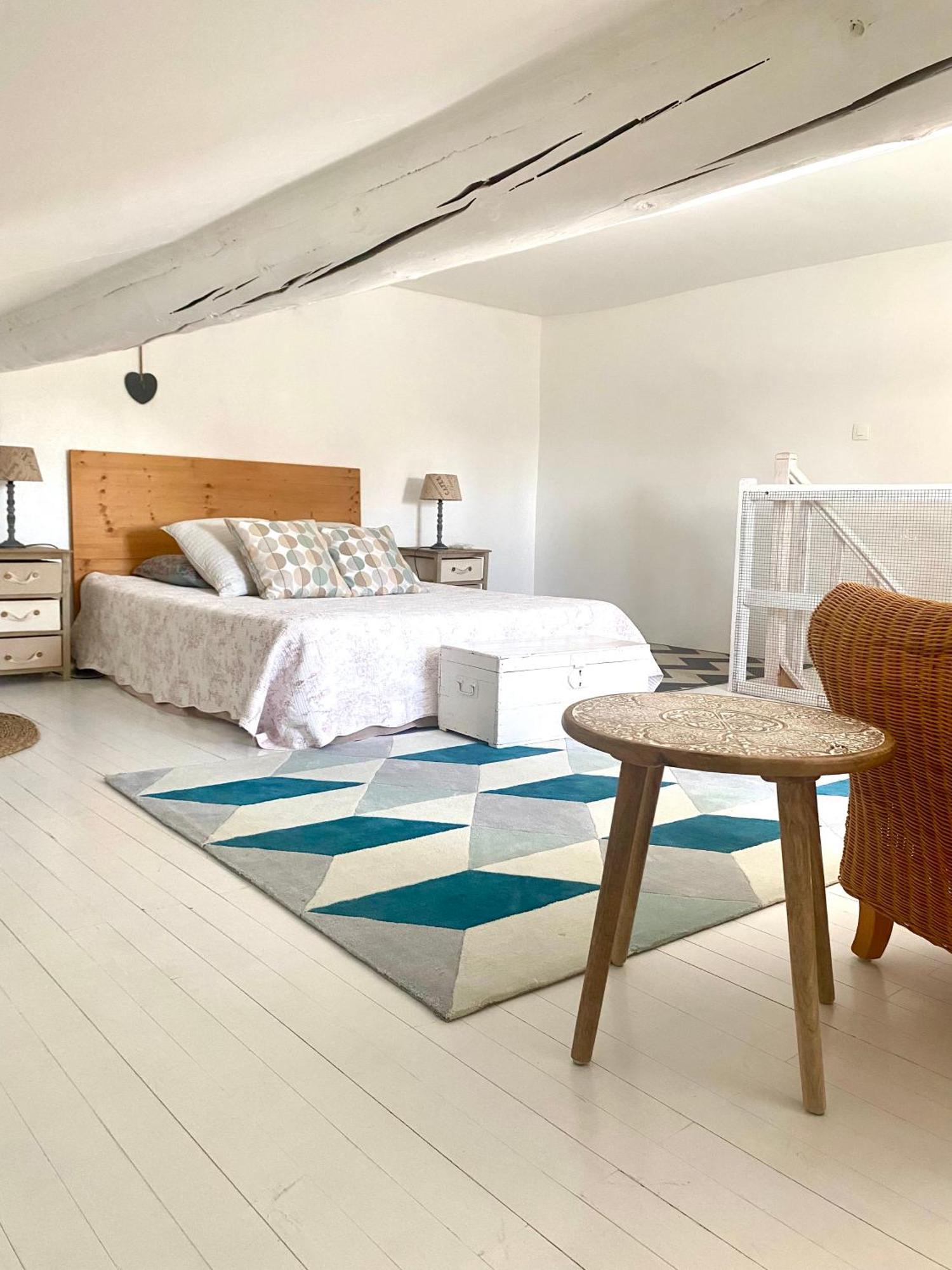 몽투 Mas Les Fleurs D'Hilaire B&B 외부 사진